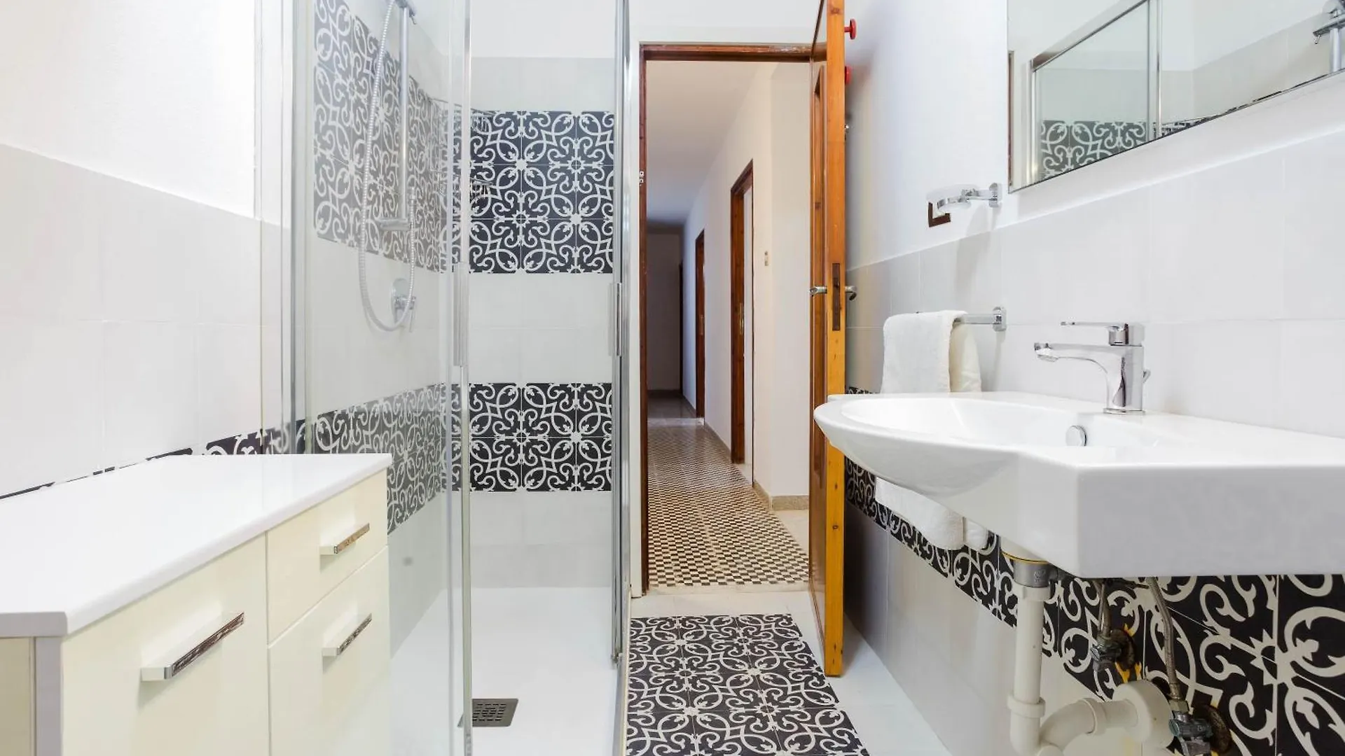 Villa Delle Ninfe ألغيرو